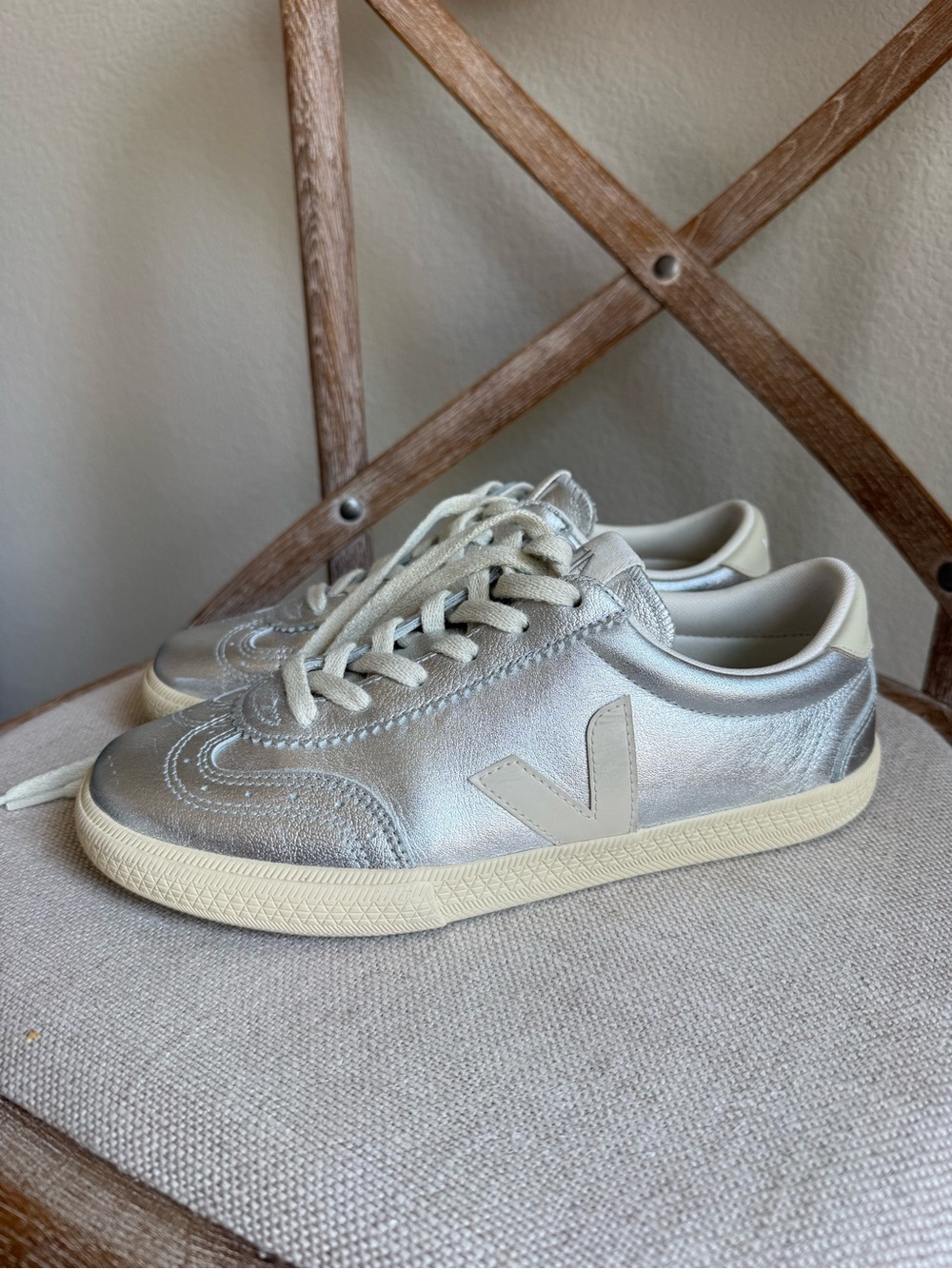 Veja Volley O.T. Leather Sneakers silver